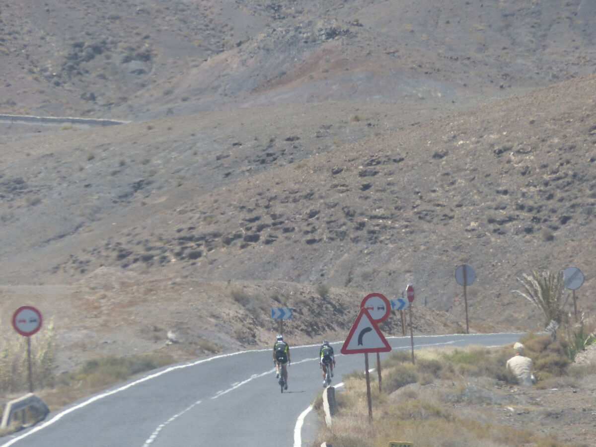 Cyclisme près de la côte à Lanzarote