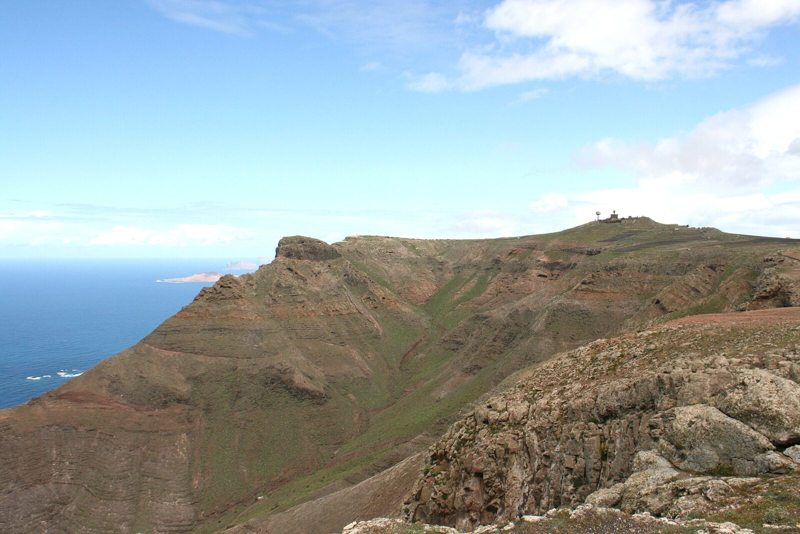 Peñas del Chache seen from the Mirador de las Nieves, the highest point on Lanzarote